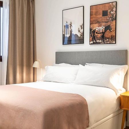 Limehome Malaga Calle Victoria Екстер'єр фото