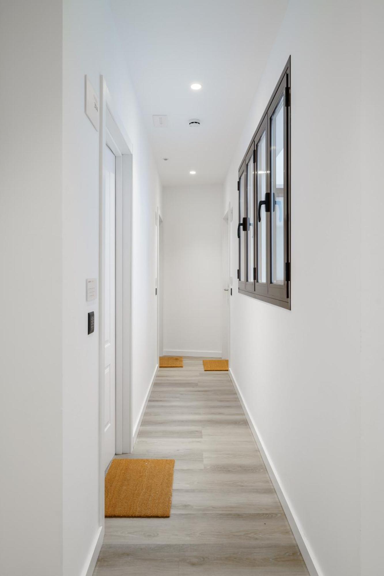 Limehome Malaga Calle Victoria Екстер'єр фото