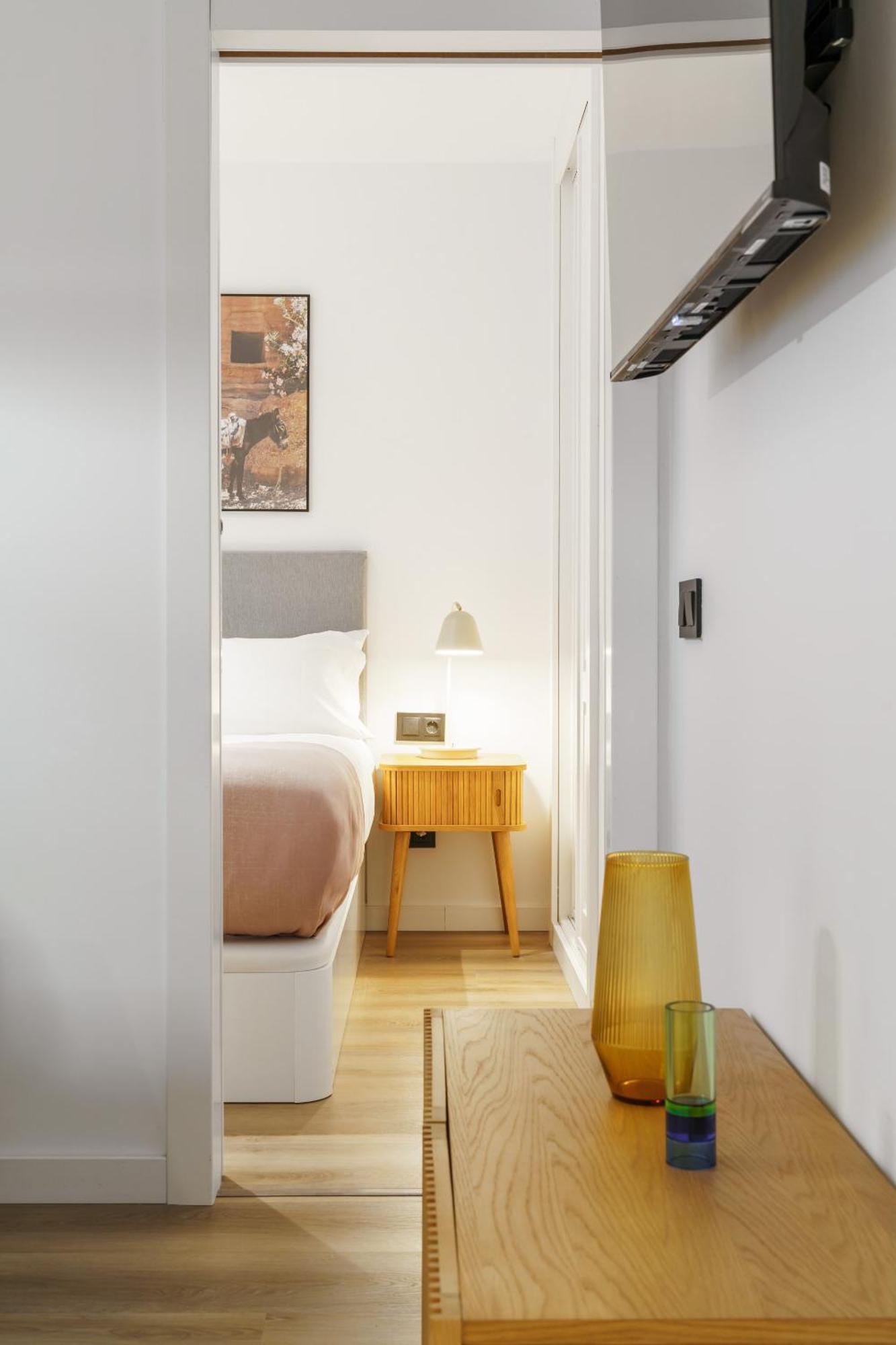 Limehome Malaga Calle Victoria Номер фото